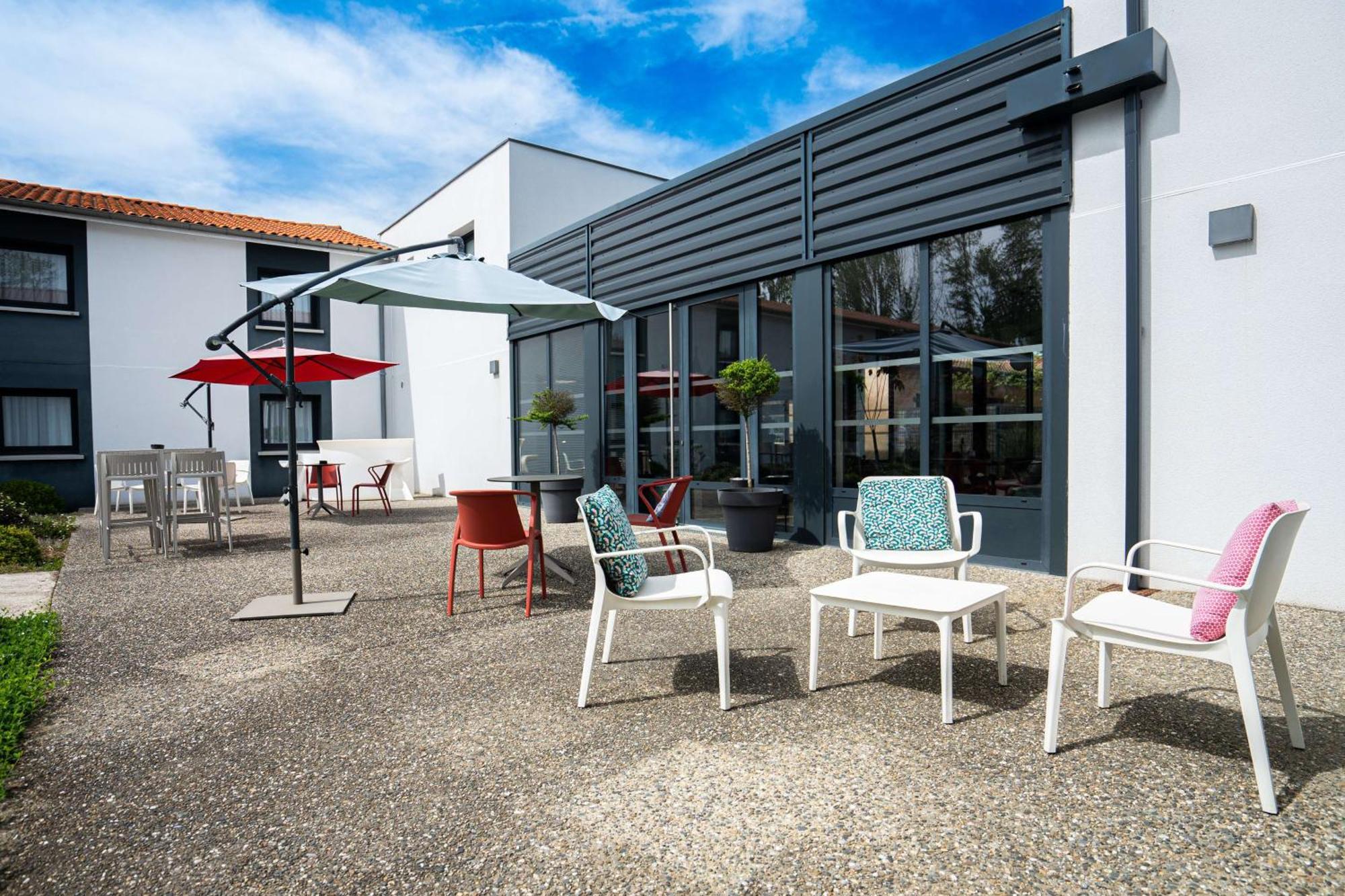 Sure Hotel By Best Western Les Portes De Montauban Luaran gambar